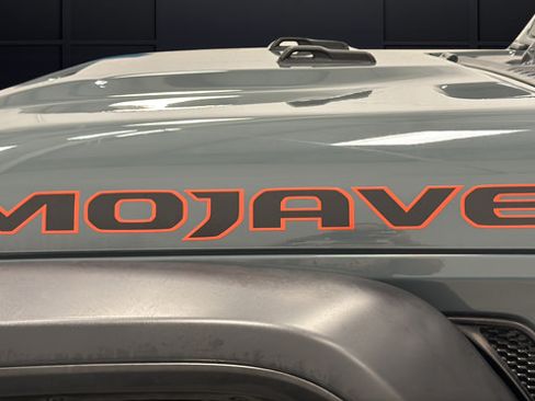 Used 2024 Jeep Gladiator Mojave w/ Technology Group AWD/4WD image 44
