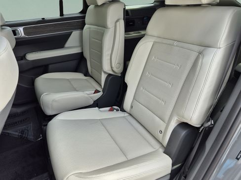 New 2026 Hyundai Santa Fe Limited FWD image 19