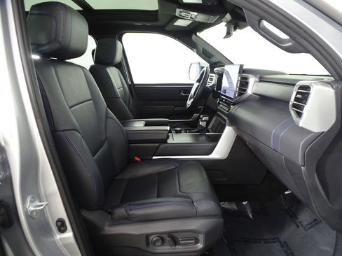 Used 2023 Toyota Tundra Platinum image 15