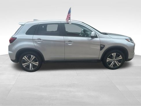 Used 2025 Mitsubishi Outlander Sport SE AWD/4WD image 30