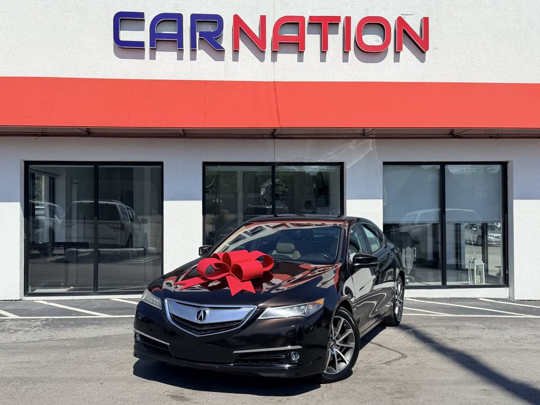 Used 2017 Acura TLX w/ Advance Package FWD image 2