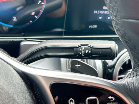 Used 2022 Mercedes-Benz GLB 250 image 26