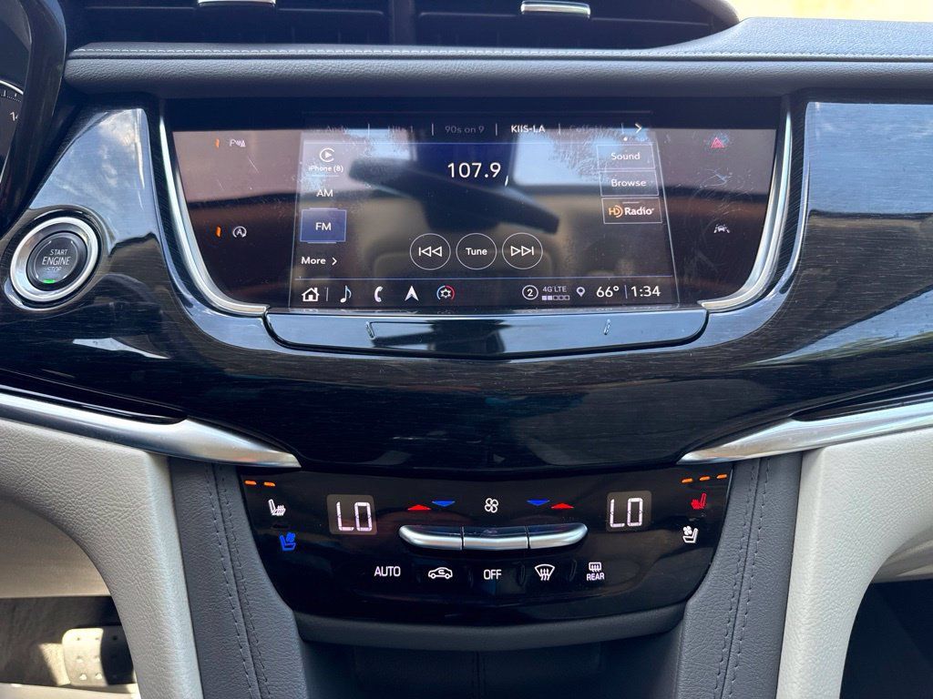 Used 2021 Cadillac XT6 Premium Luxury AWD/4WD image 24