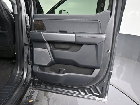 New 2026 Ford F250 Lariat image 19