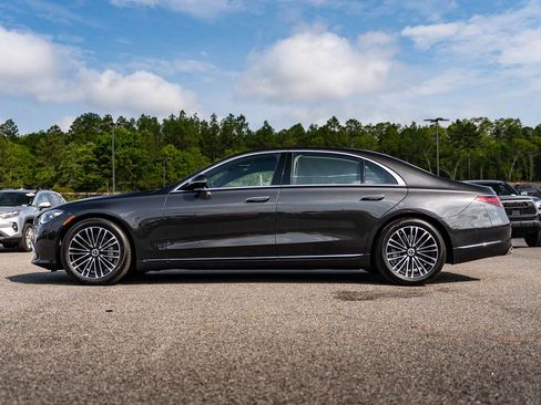 Used 2024 Mercedes-Benz S 580 4MATIC Sedan image 5