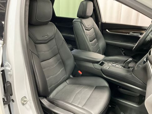 Used 2024 Cadillac XT5 Premium Luxury w/ Platinum Package image 8