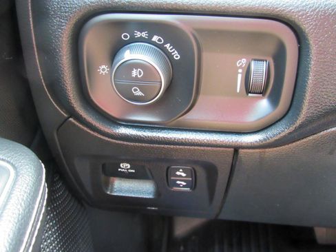 Used 2021 RAM 1500 Rebel w/ Level 1 Equipment Group AWD/4WD image 21