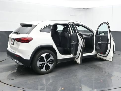 Used 2025 Mercedes-Benz GLA 250 image 59