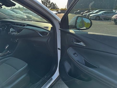 Used 2021 Buick Encore GX Preferred w/ Cold Weather Comfort Package FWD image 21