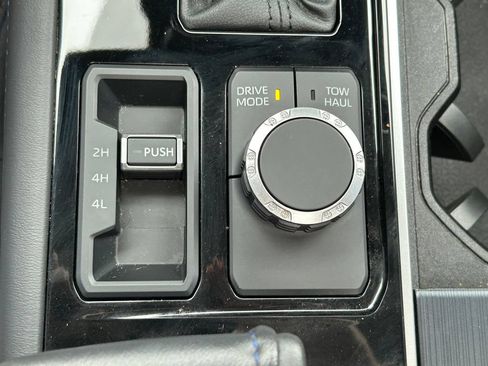Used 2023 Toyota Tundra Platinum w/ Advanced Package AWD/4WD image 36