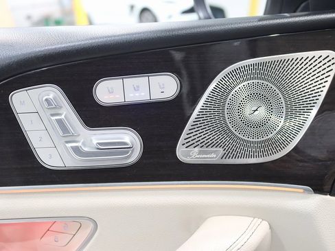 Used 2022 Mercedes-Benz GLS 450 GLS 450 w/ Warmth & Comfort Package image 41