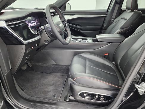 Used 2024 Jeep Wagoneer Launch Edition image 7