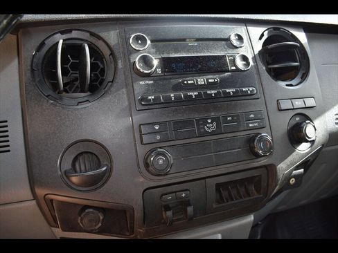 Used 2015 Ford F250 XL w/ XL Value Package image 11