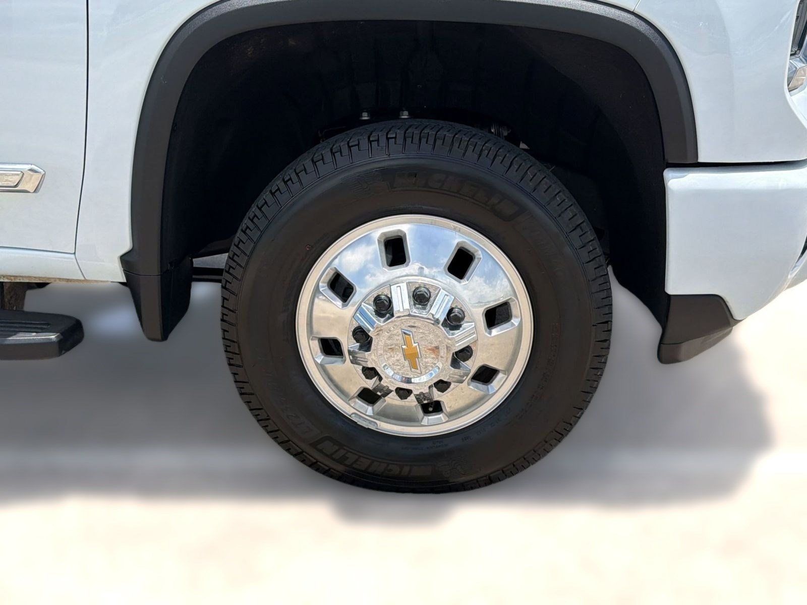Certified 2026 Chevrolet Silverado 3500 High Country w/ Technology Package AWD/4WD image 12