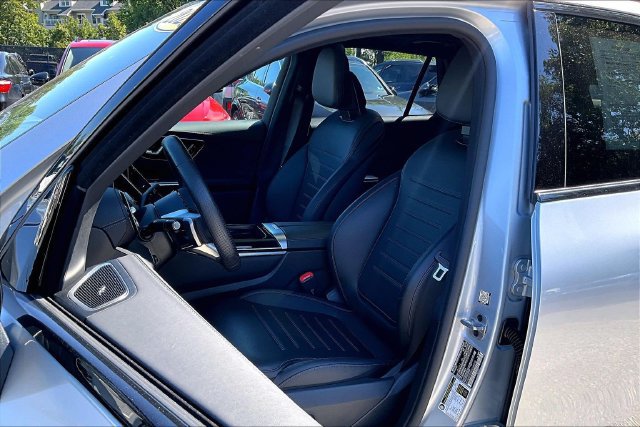 Certified 2025 Mercedes-Benz GLC 350e 4MATIC image 6