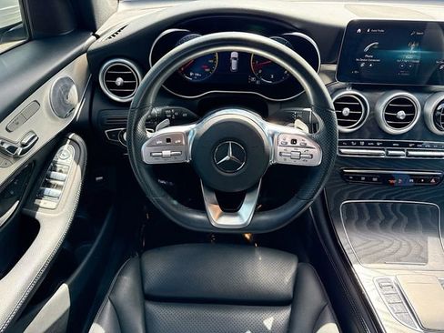 Used 2020 Mercedes-Benz GLC 300 4MATIC image 17