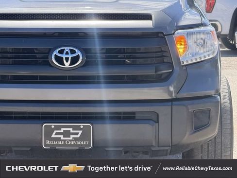 Used 2015 Toyota Tundra SR w/ Tow Package RWD image 9