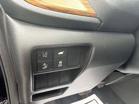 Used 2017 Honda CR-V EX-L image 17