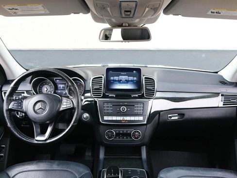 Used 2018 Mercedes-Benz GLS 550 4MATIC w/ Driver Assistance Package image 36