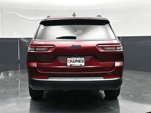 New 2026 Jeep Grand Cherokee L 4WD image 9