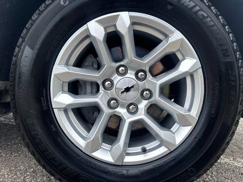 Used 2026 Chevrolet Silverado 1500 RST AWD/4WD image 14