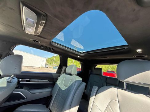 Used 2023 Kia Telluride SX Prestige X-Pro AWD/4WD image 28