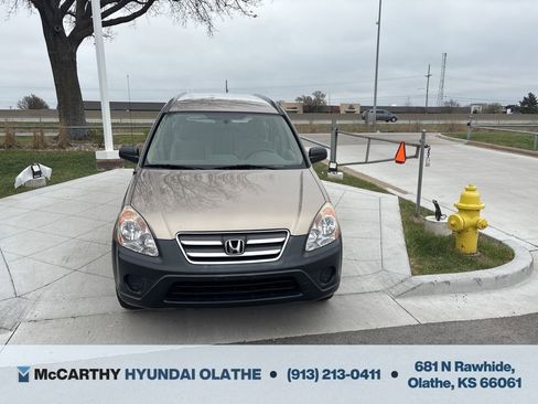 Used 2005 Honda CR-V LX image 5