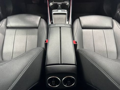 Certified 2024 Mercedes-Benz GLB 250 image 38