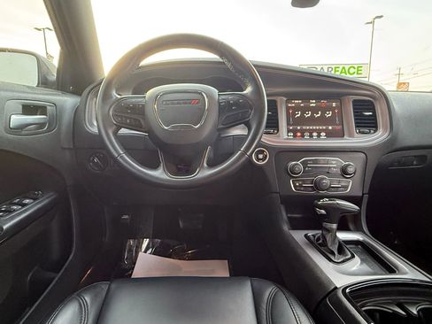 Used 2023 Dodge Charger SXT w/ Blacktop Package image 25