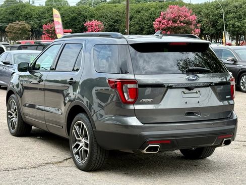Used 2017 Ford Explorer Sport w/ Equipment Group 401A AWD/4WD image 7