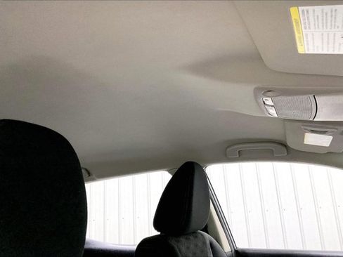 Used 2018 Nissan Rogue Sport SV image 22