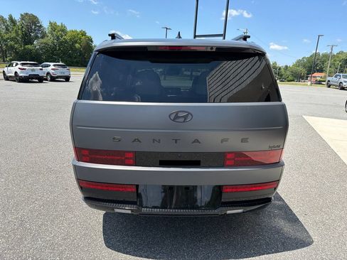 Used 2025 Hyundai Santa Fe Calligraphy FWD image 7