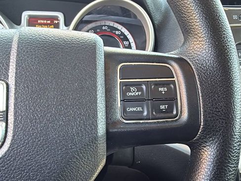 Used 2017 Dodge Journey SXT w/ Comfort/Convenience Group image 31