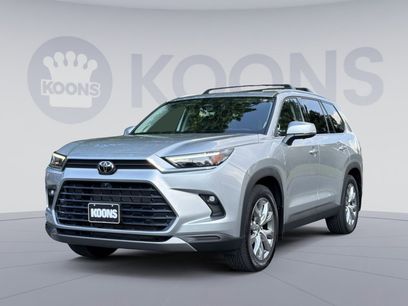 Used 2024 Toyota Grand Highlander AWD
