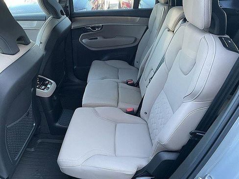 New 2026 Volvo XC90 T8 Plus w/ Protection Package Premier AWD/4WD image 13