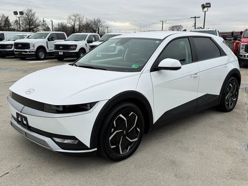 Used 2023 Hyundai Ioniq 5 SE image 12