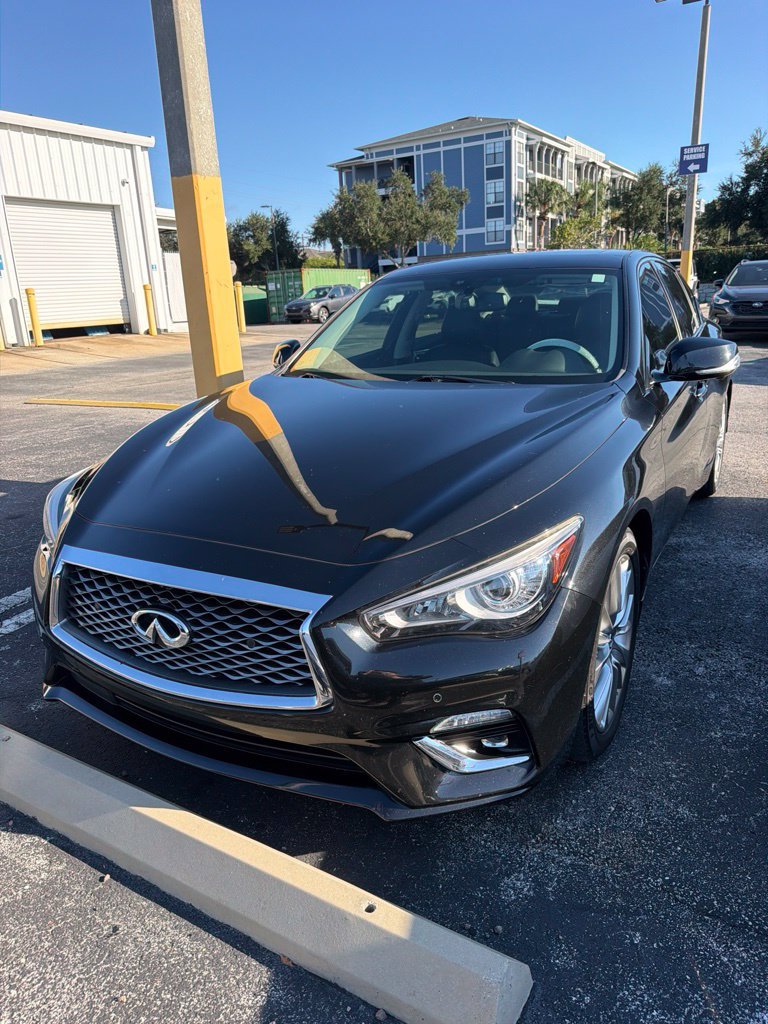 Used 2021 INFINITI Q50 Luxe w/ Cargo Package RWD image 1