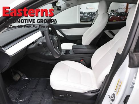 Used 2022 Tesla Model Y Long Range AWD/4WD image 14