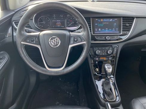 Certified 2017 Buick Encore Essence image 7