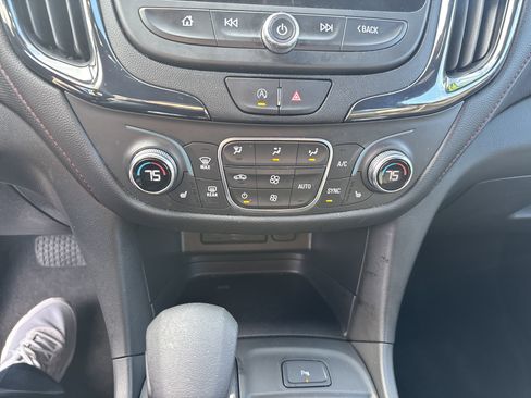 Used 2024 Chevrolet Equinox RS w/ RS Leather Package image 25