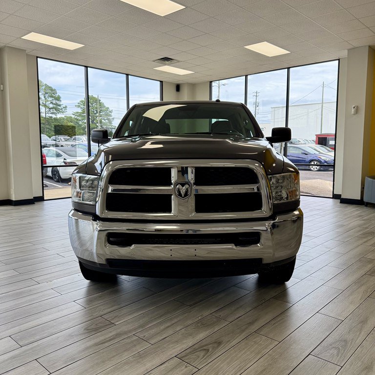 Used 2018 RAM 2500 Tradesman w/ Chrome Appearance Group RWD image 2
