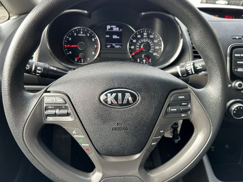 Used 2018 Kia Forte LX image 22