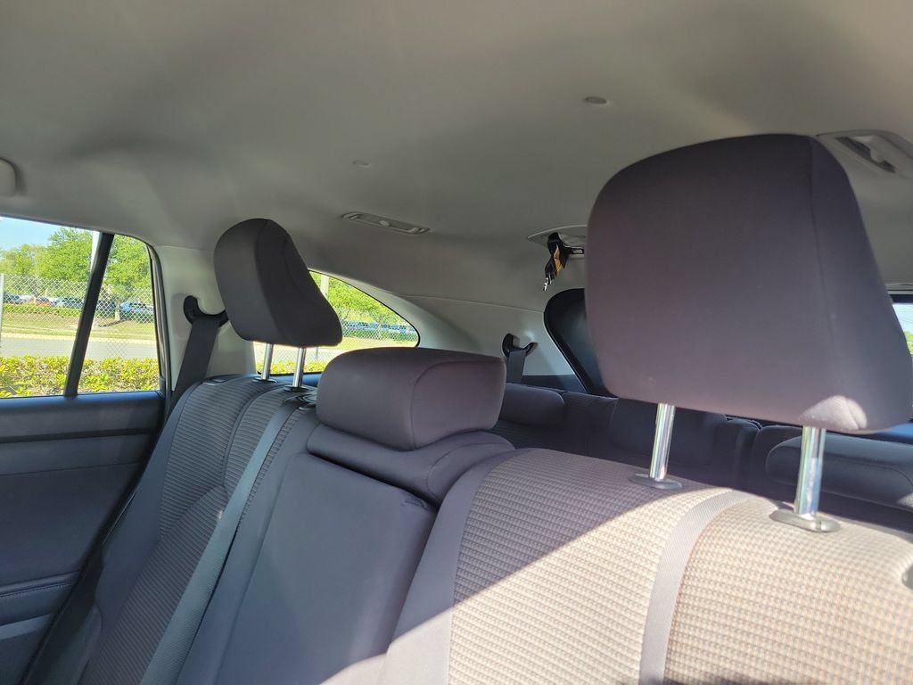 Used 2023 Toyota Highlander L FWD image 14