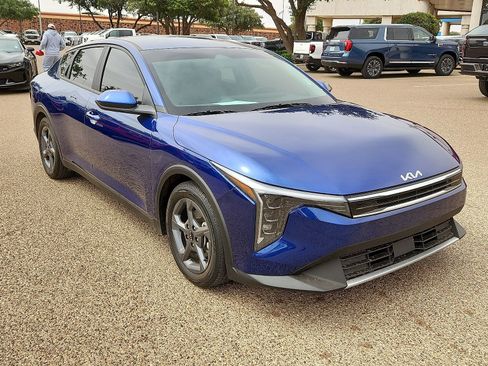 Used 2025 Kia K4 FWD image 6