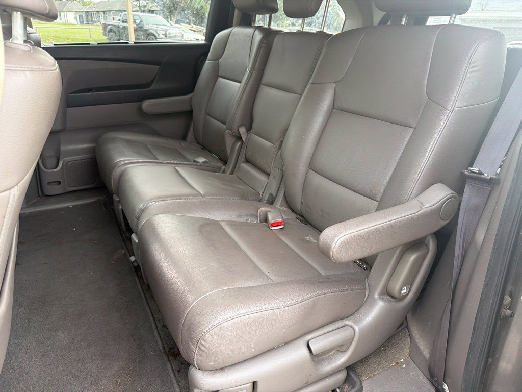 Used 2015 Honda Odyssey EX-L image 17