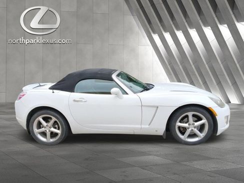 Used 2008 Saturn Sky Red Line RWD image 4