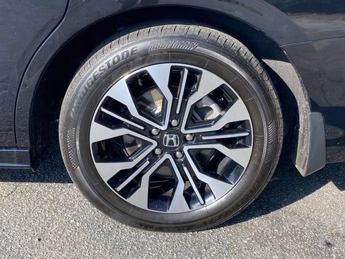 Certified 2026 Honda Odyssey Elite image 8