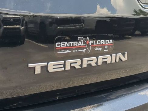 Used 2020 GMC Terrain SLE w/ Driver Convenience Package FWD image 13