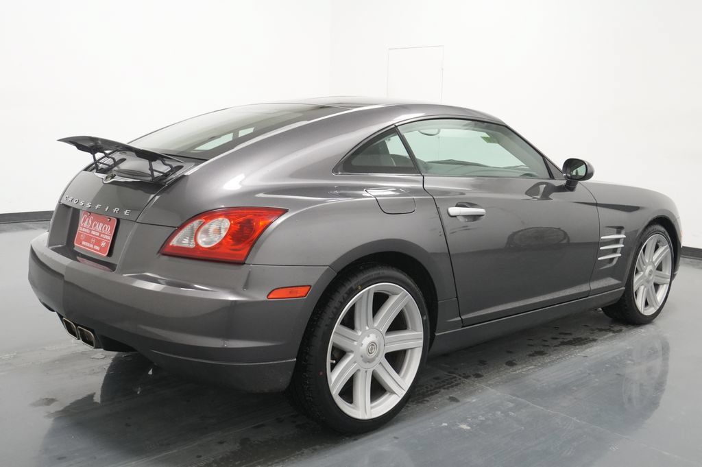 Used 2004 Chrysler Crossfire Coupe RWD image 8
