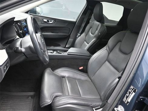 Certified 2022 Volvo XC60 B6 Inscription w/ Advanced Package image 18